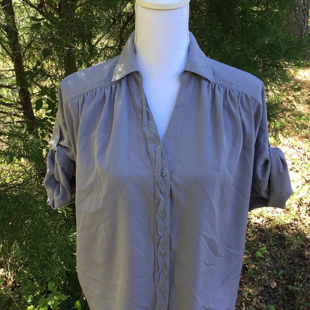 Express Botton Down gray shirt4️⃣ - Picture 3 of 8
